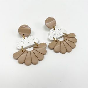 CLAY STATEMENT DROP EARRINGS